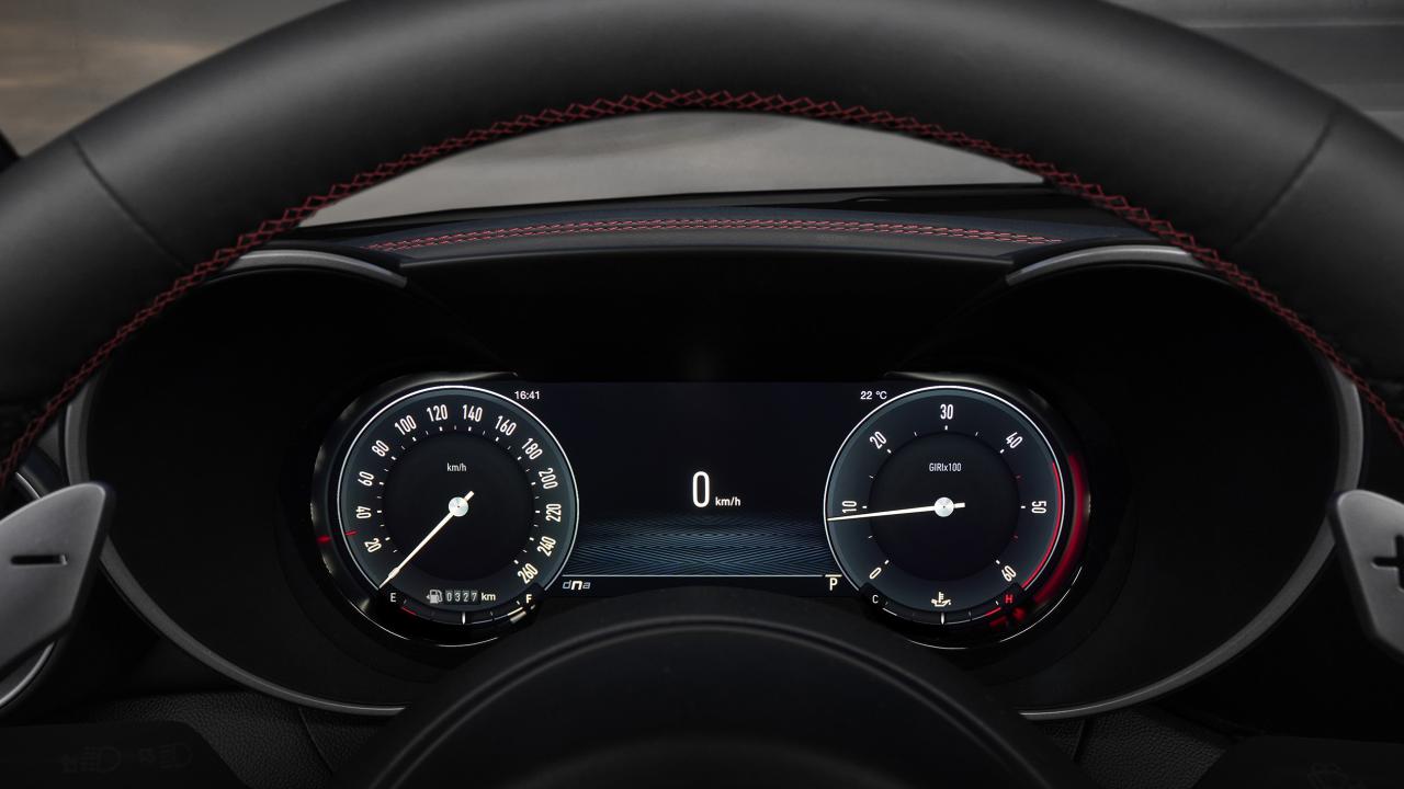 2024 Alfa Romeo Giulia digital instrument cluster