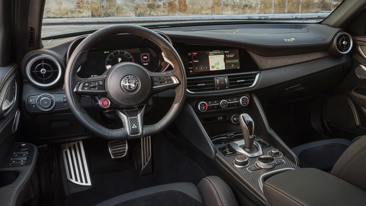 2024 Alfa Romeo Giulia Quadrifoglio front interior dashboard