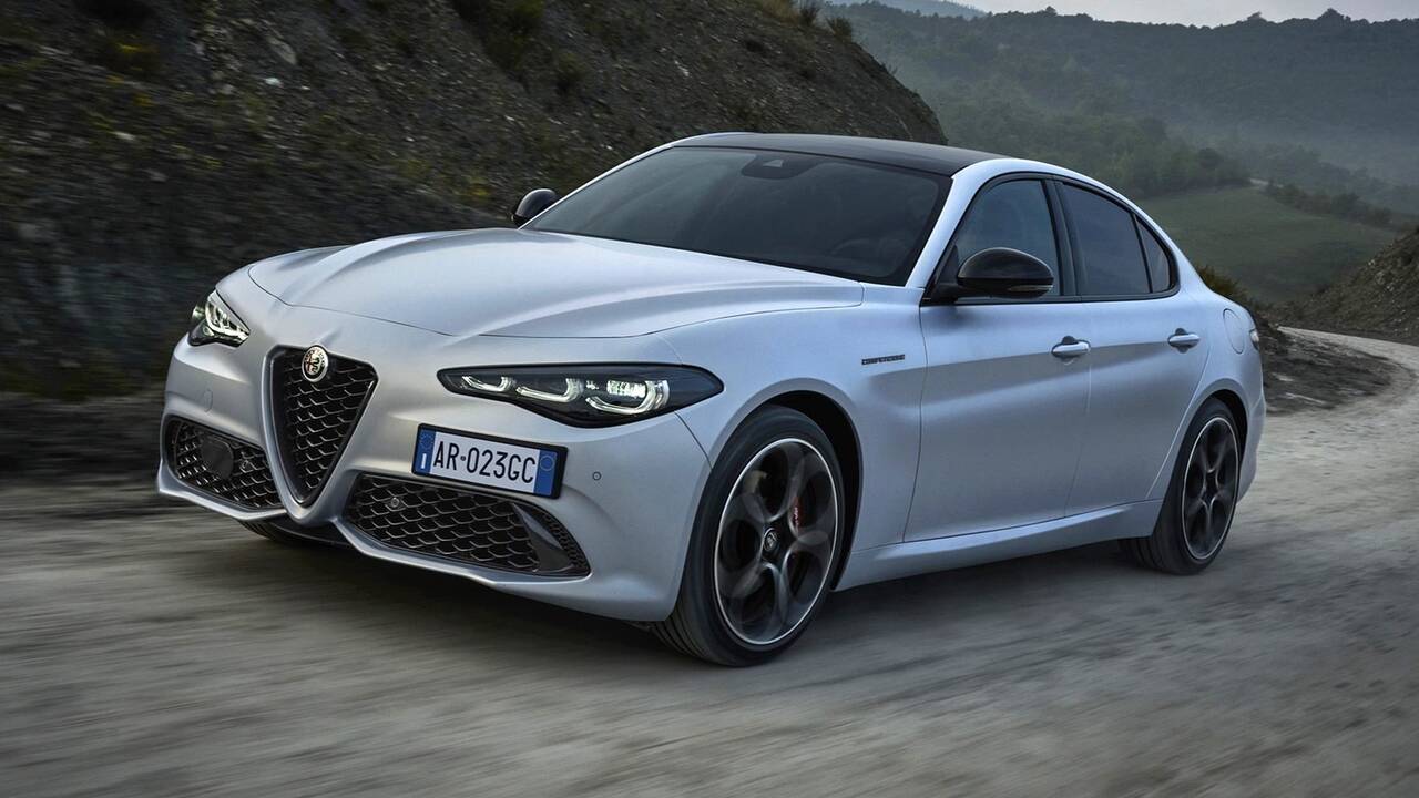 2025 Alfa Romeo Giulia driving front view