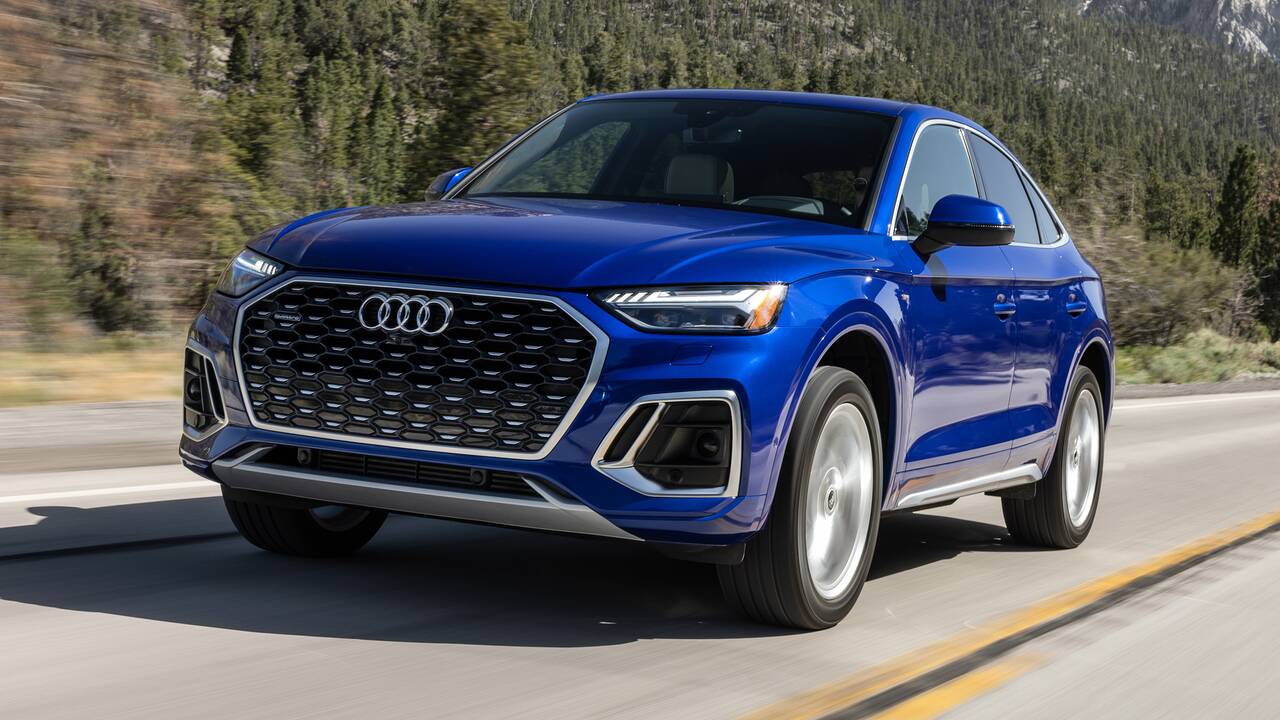 2024 Audi Q5 Sportback driving front view