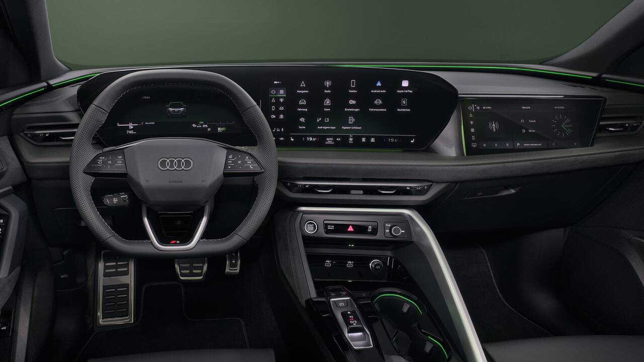 2025 Audi Q5 Sportback front interior - dashboard