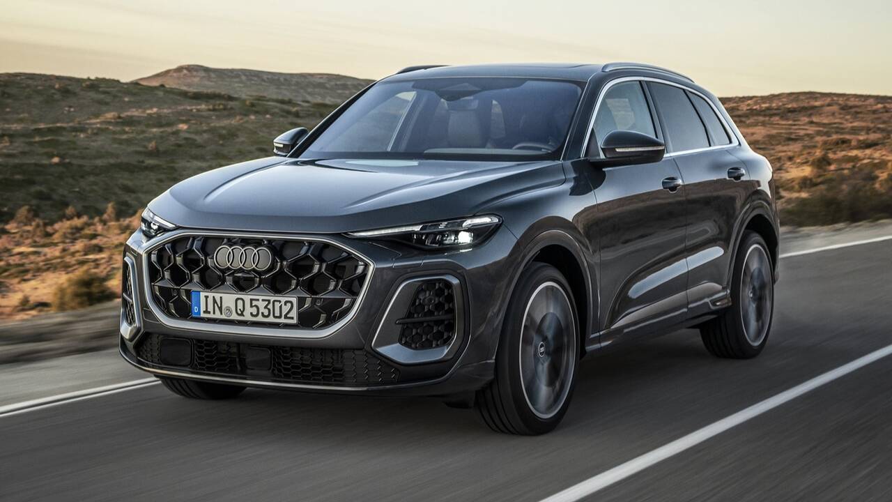 2025 Audi Q5 driving front view
