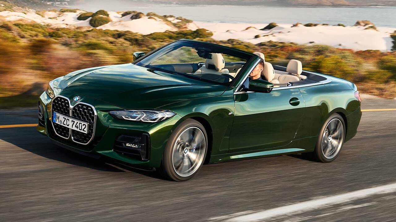 2024 BMW 4 Series Convertible driving front view
