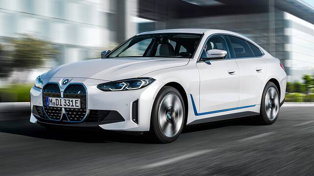 2024 BMW i4 eDrive40 driving front view