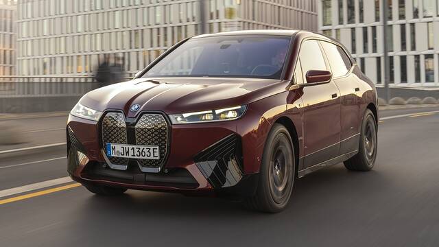2024 BMW iX