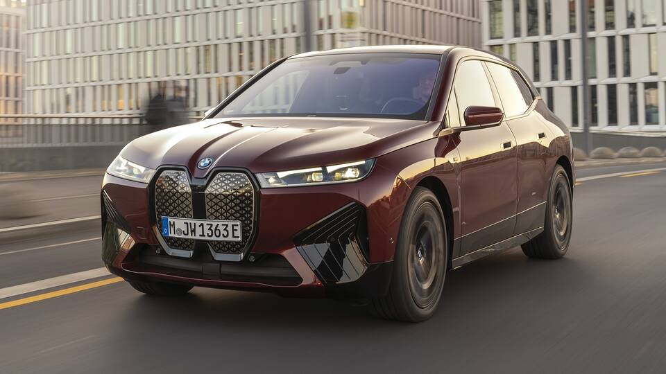 2024 BMW iX