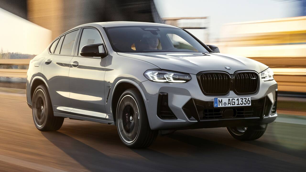 2024 BMW X4 M40i driving front view