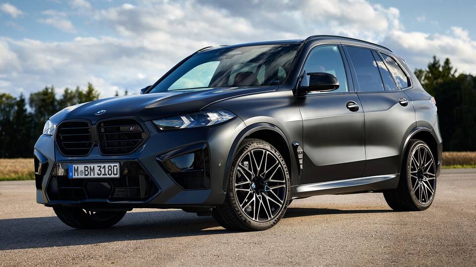 2024 BMW X5 M parked front view