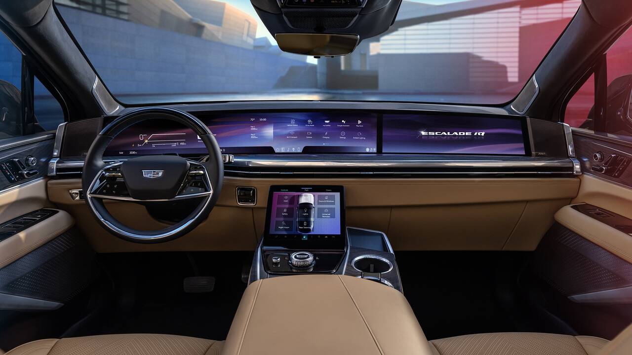 2026-cadillac-escalade-iq