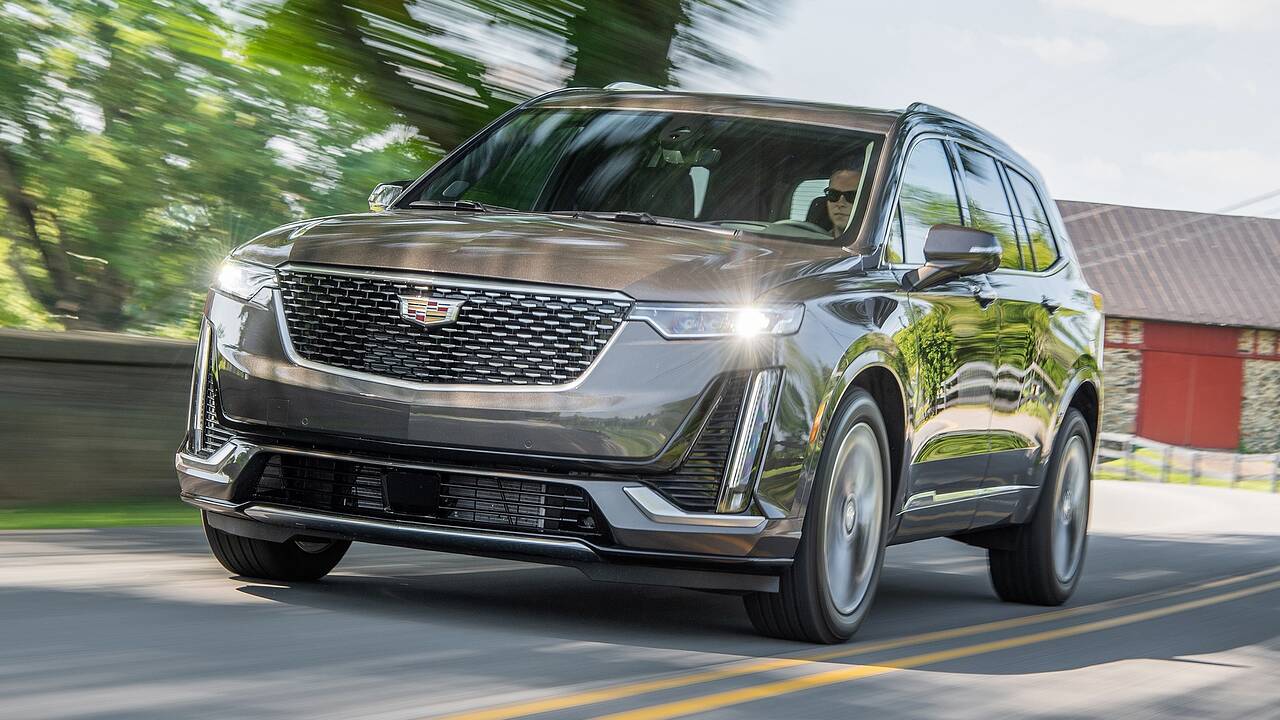 2025 Cadillac XT6 driving front view