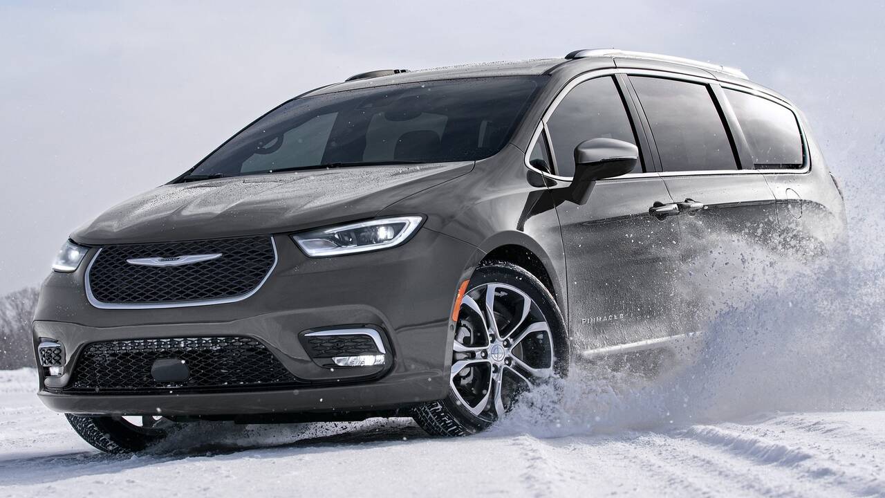 2025 Chrysler Pacifica driving front view