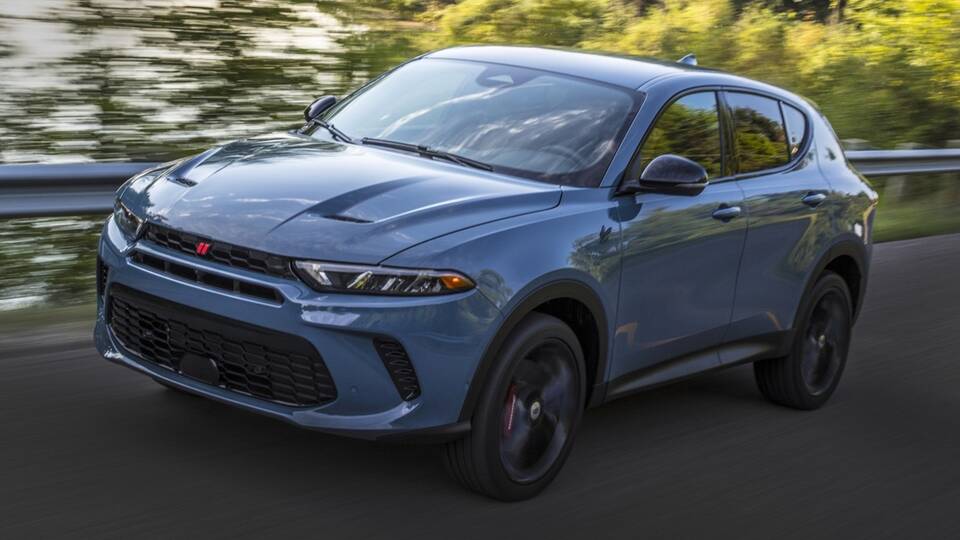 2025 Dodge Hornet driving front view