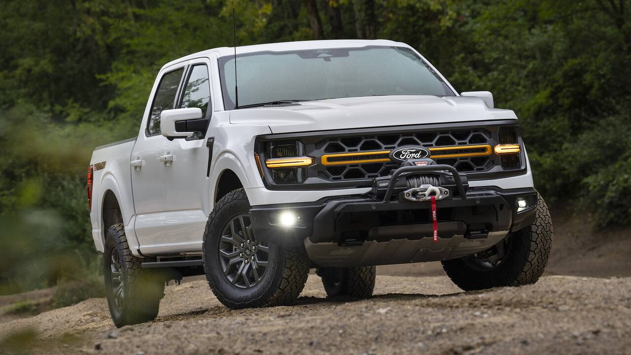 2025 Ford F-150 Tremor parked front view