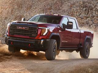 2025 GMC Sierra 2500HD AT4X driving front view