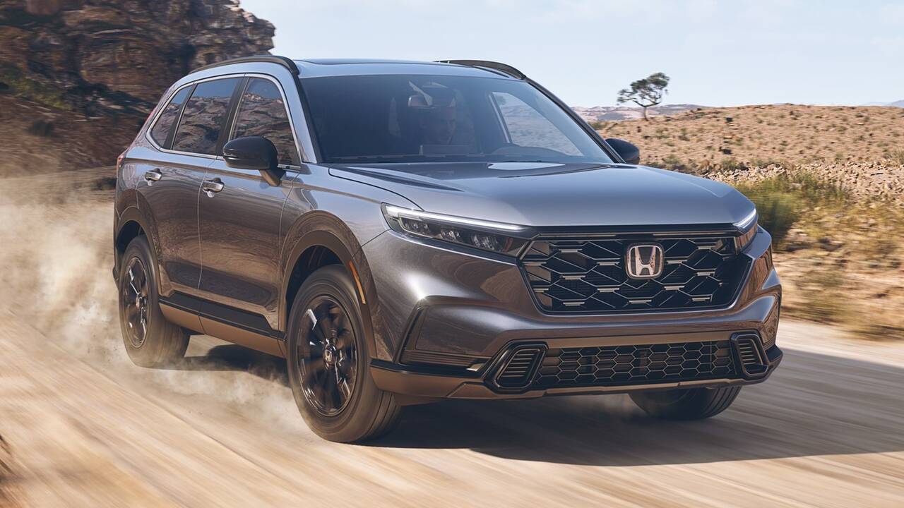 2025 Honda CR-V Sport Hybrid driving front view