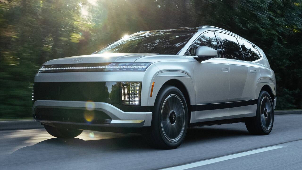 2026 Hyundai Ioniq 9 driving front view