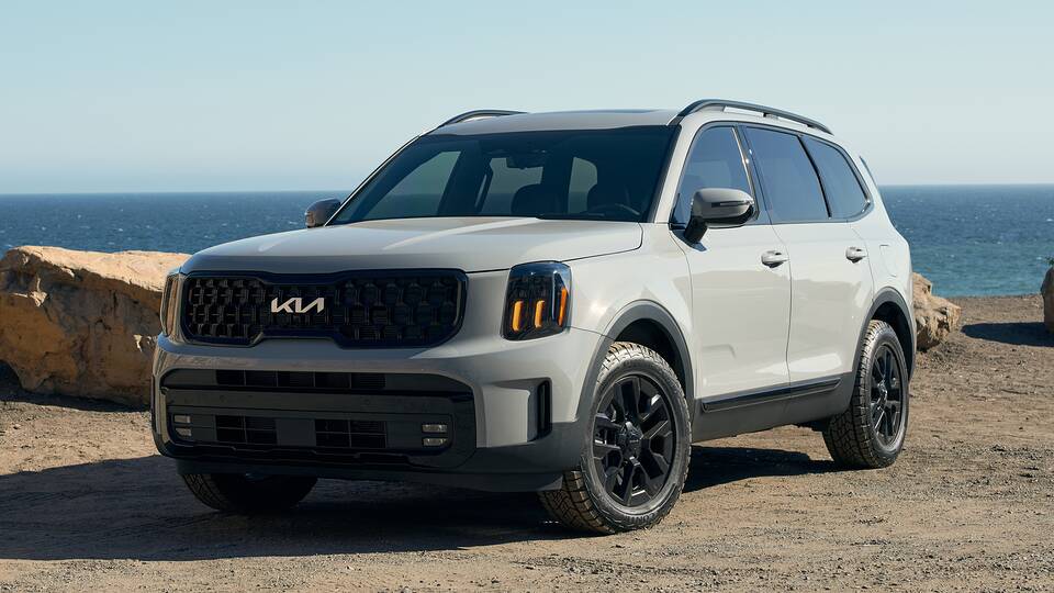 2024 Kia Telluride parked at Point Mugu