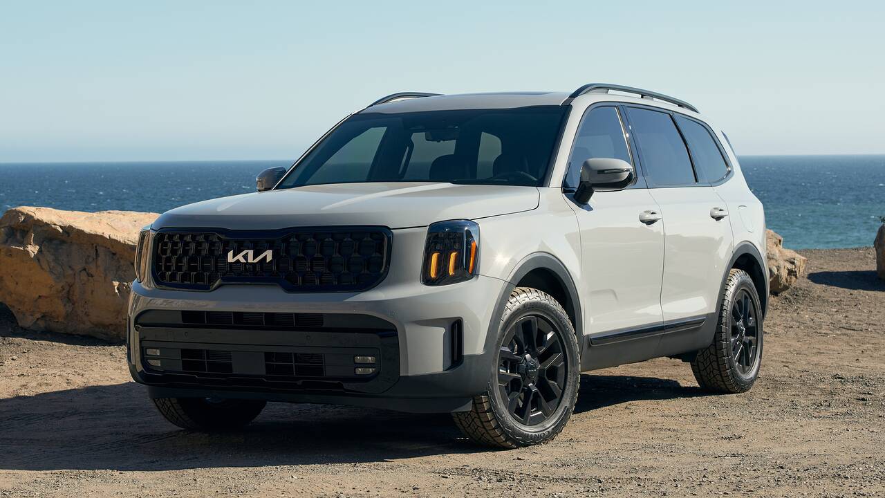 2025 Kia Telluride parked at Point Mugu