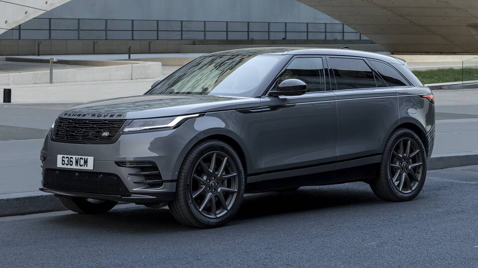 2025 Land Rover Range Rover Velar parked front view