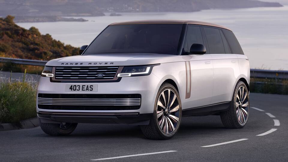 2024 Land Rover Range Rover Long Wheelbase driving front view