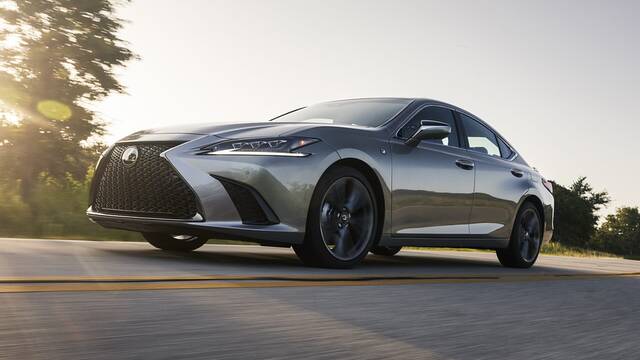 2025 Lexus ES 250 AWD F Sport driving front view