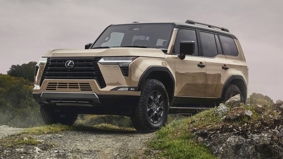 2024 Lexus GX 550 Overtrail parked on the trail front view