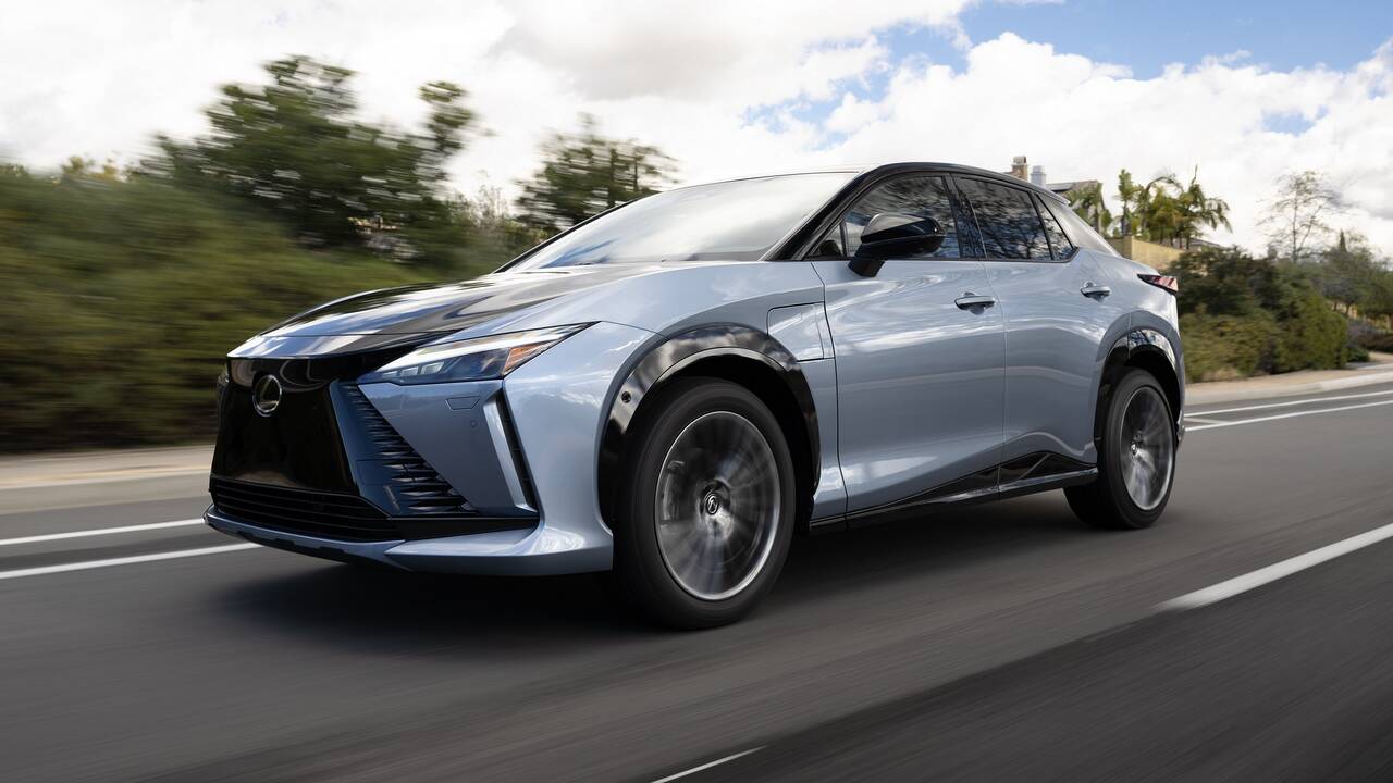 2024 Lexus RZ
