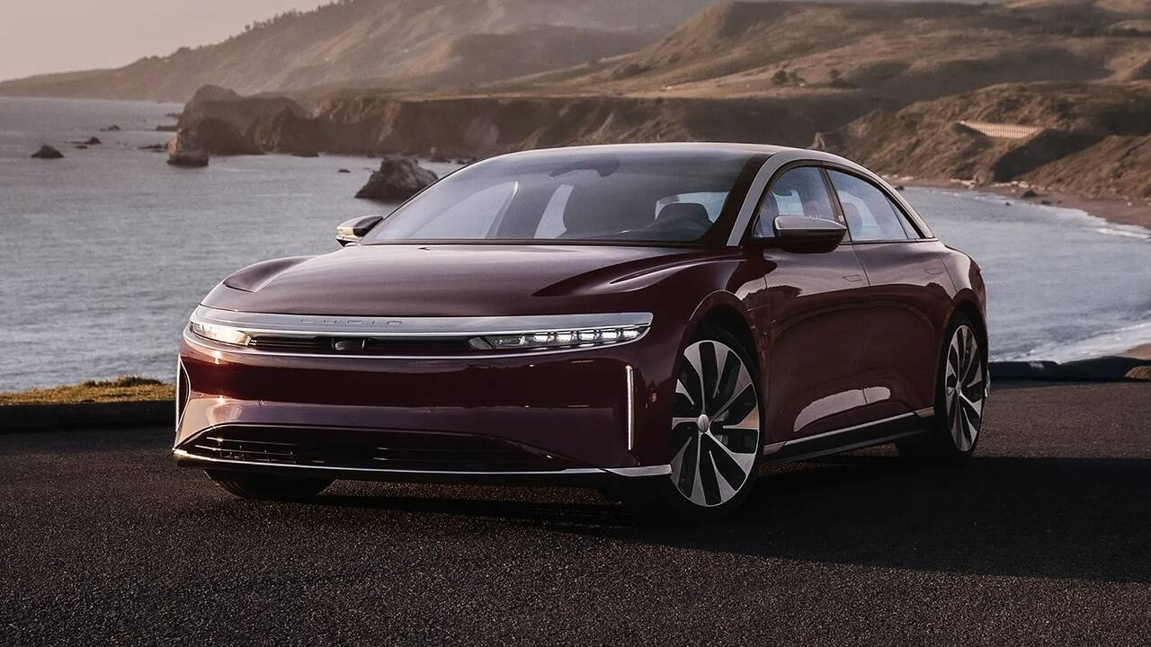 2024 Lucid Air Grand Touring parked front view