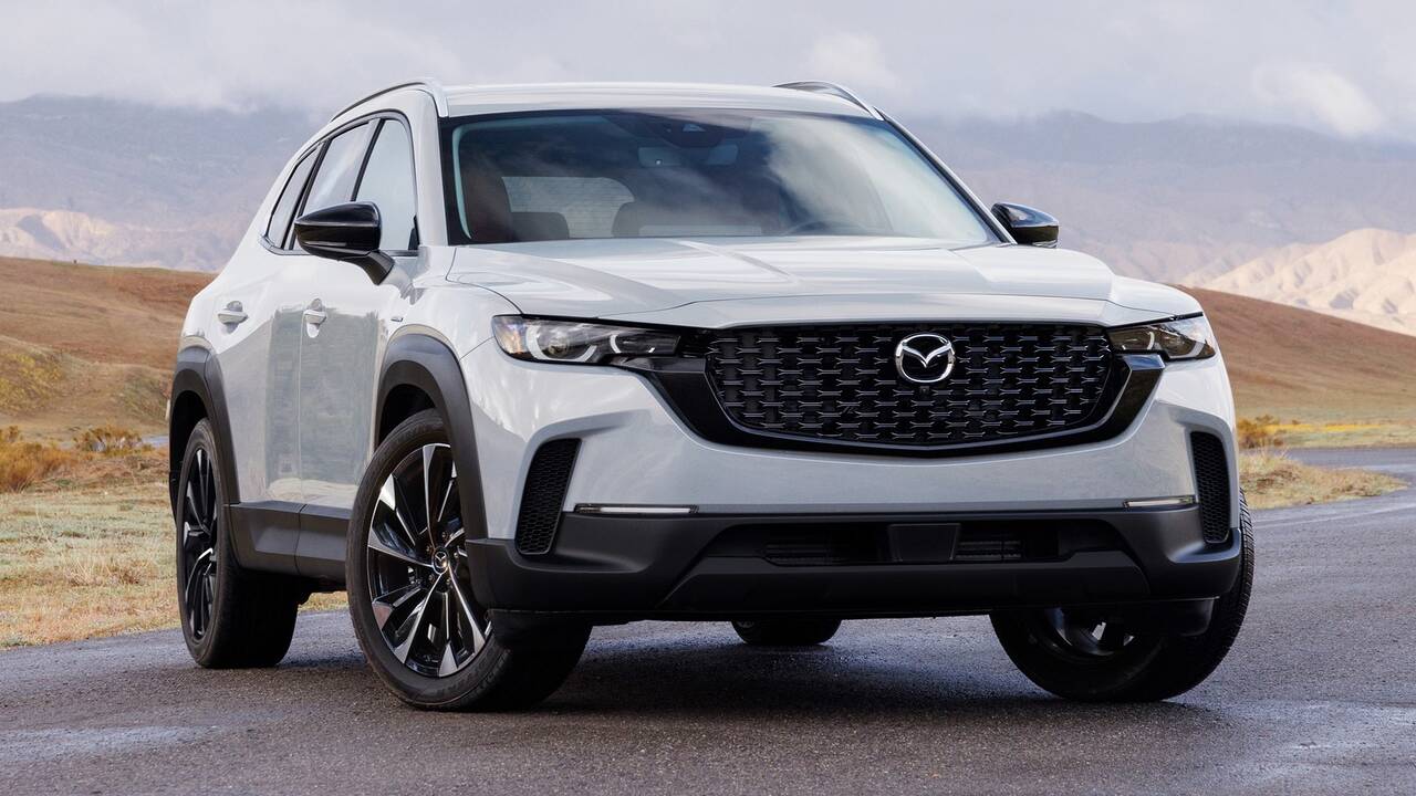 2025 Mazda CX-50 Hybrid parked front view