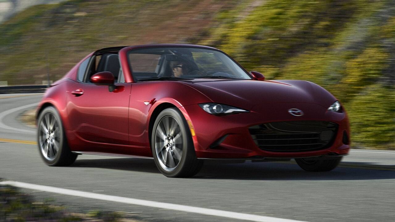 2025 Mazda MX-5 Miata RF driving front view