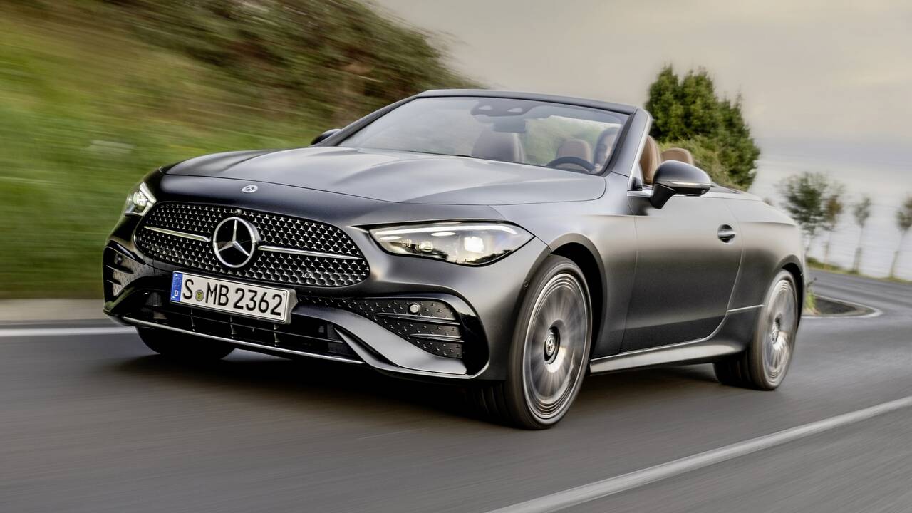 2024 Mercedes-Benz CLE Cabriolet driving front view