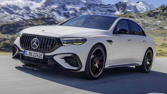 2025 Mercedes-Benz AMG E53 driving front view