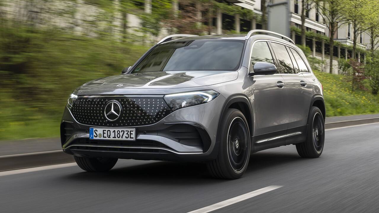 2024 Mercedes-Benz EQB 300 driving front view