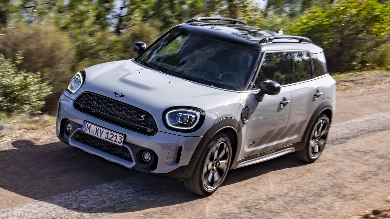 2024 Mini Countryman driving front view