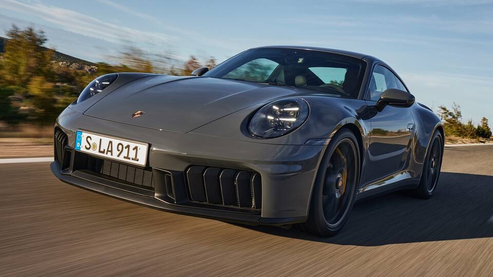 2025 Porsche 911 Hybrid driving front view
