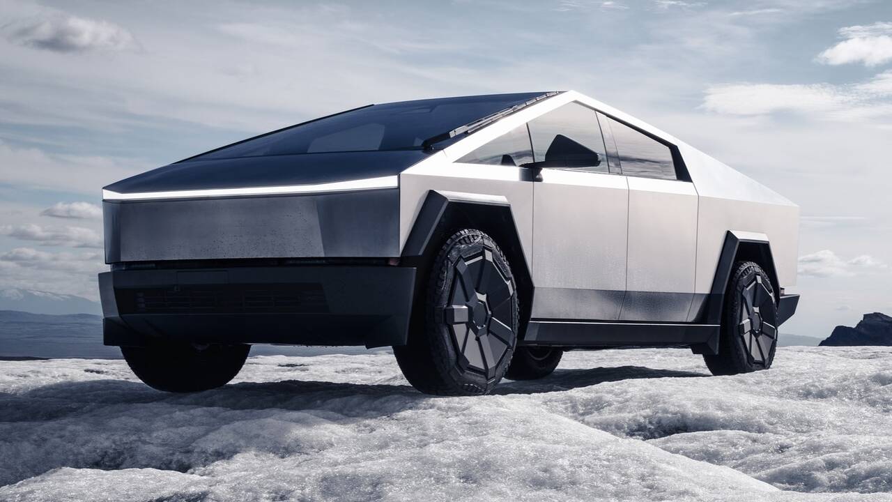 2025 Tesla Cybertruck