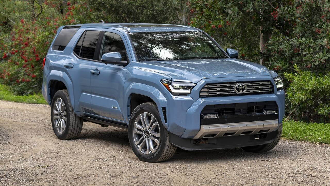 2025 Toyota 4Runner Limited parked front view