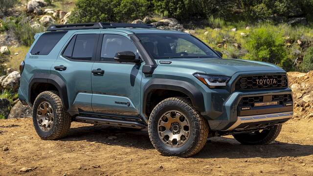 2025 Toyota 4Runner Trailhunter parked front view