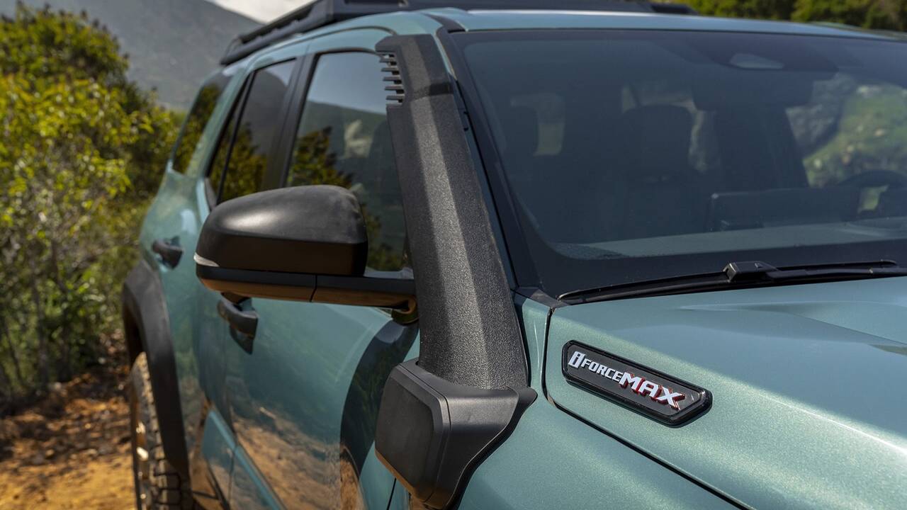 2025 Toyota 4Runner Trailhunter Hybrid snorkel view