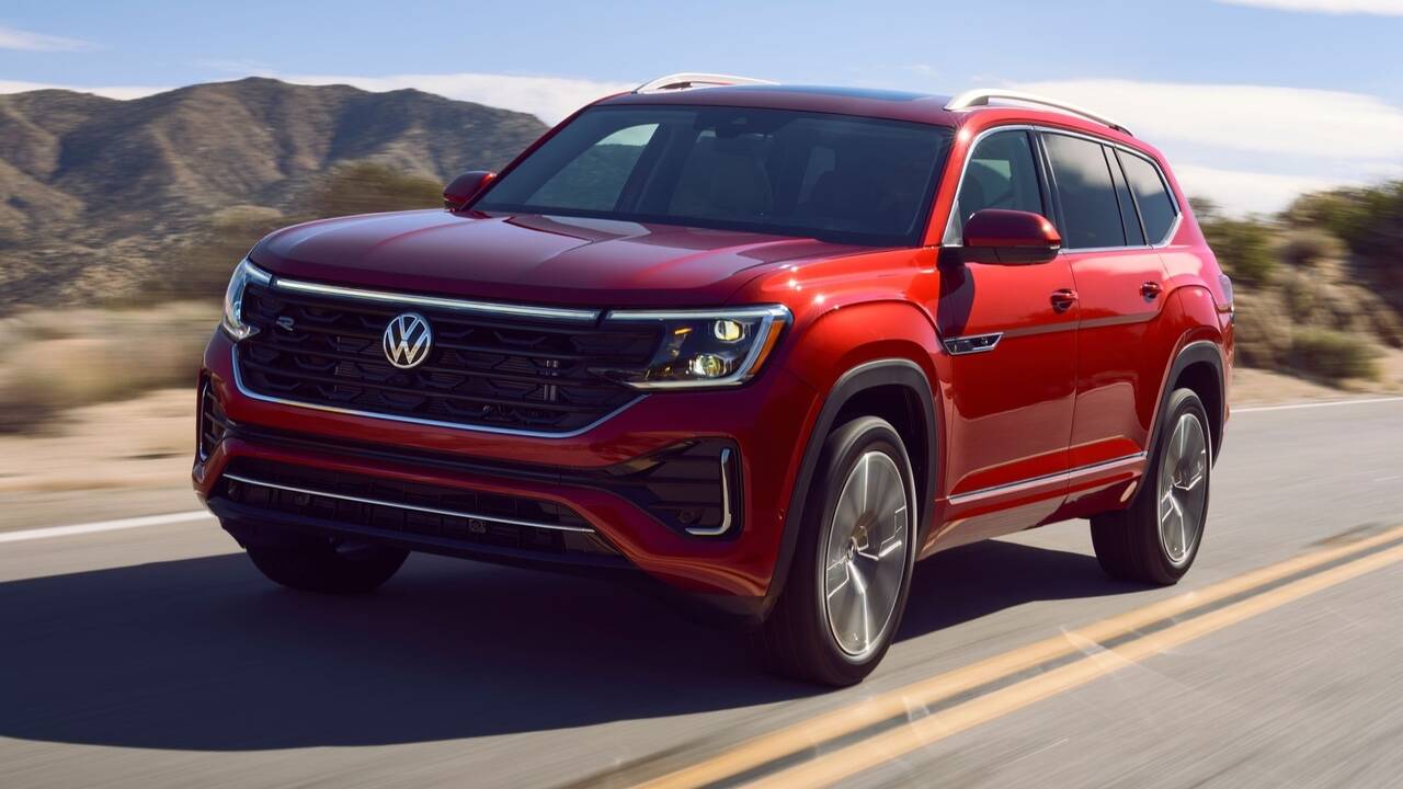 2025 Volkswagen Atlas driving front view