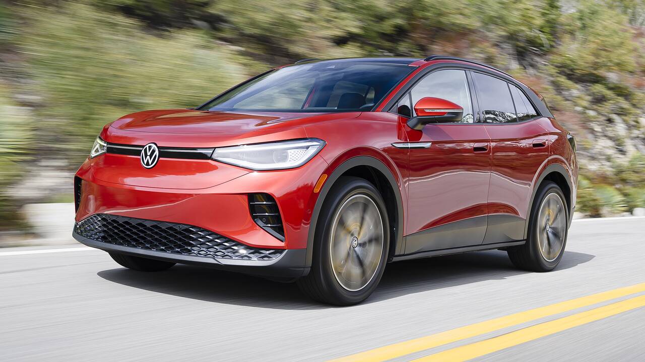 2025 Volkswagen ID.4 driving front view