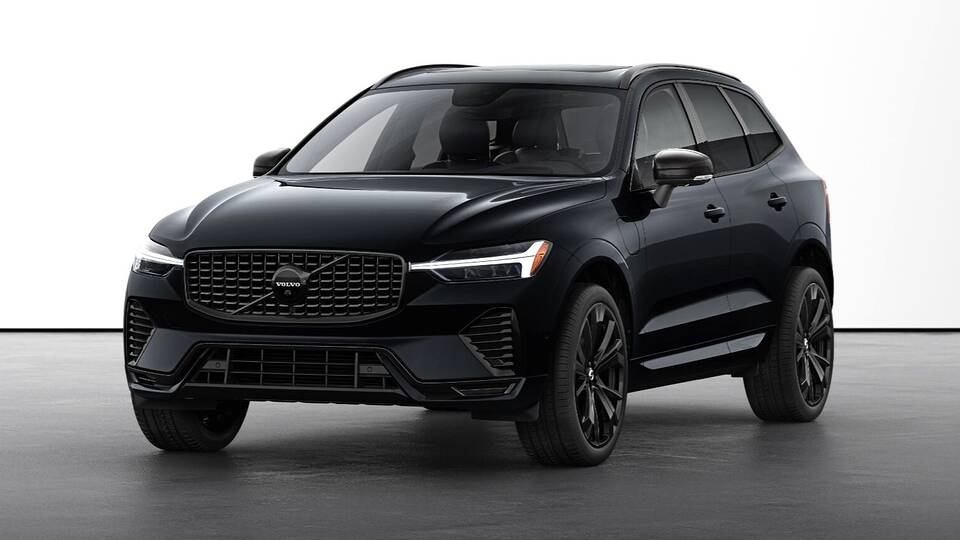 2025 Volvo XC60 Black Edition parked front view